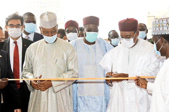 Le Président de la République a inauguré ce jeudi l’immeuble du Ministère des Finances d’un coût de 25 milliards de FCFA