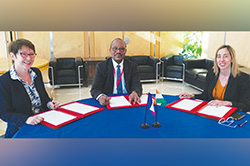 Signature d'une convention entre l'AFD et le gouvernement : Une aide budgétaire française de 6,6 milliards de FCFA au profit du Niger